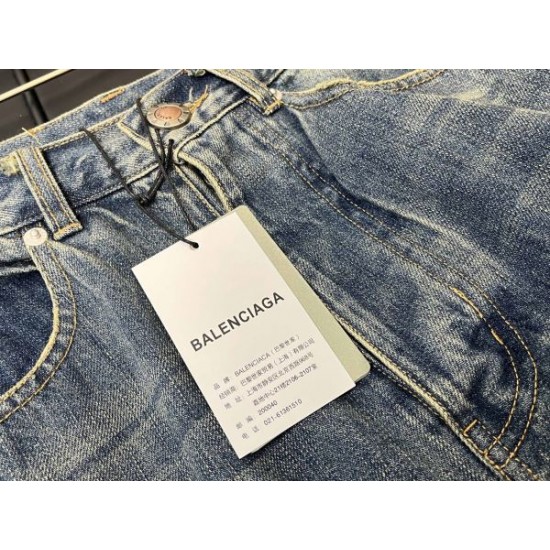 BALENCIAGA バレンシアガ デニムパンツ 2025秋冬新作 秋冬トレンドで夢中になる注目モデル