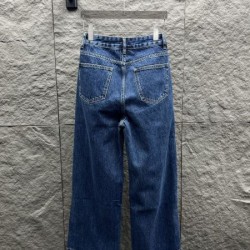 CHANEL シャネル デニムパンツ 2025秋冬新作 続々登場する秋冬おすすめアイテム