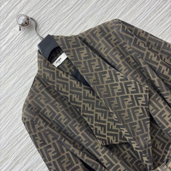 FENDI フェンデイ トレンチコート 2025秋冬 大注目 秋冬新作アウター