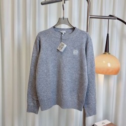 LOEWE ロエベ ウールトップス 2025秋冬 見逃せない注目秋冬アイテム
