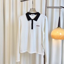 MIU MIU ミュウミュウ ニットトップス 2025秋冬新作 今季トレンド先取りのおすすめニット