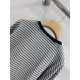 MIU MIU ミュウミュウ 長袖Tシャツ 2025秋冬新作 最旬トレンド間違いなしの新作Tシャツ