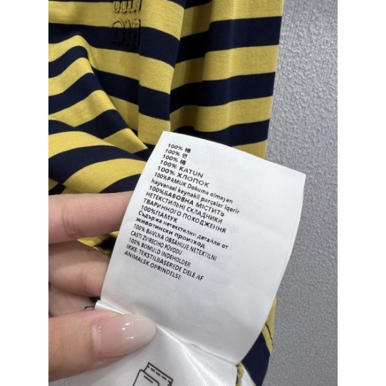 MIU MIU ミュウミュウ 長袖Tシャツ 2025秋冬新作 抜群のブランドプリントデザイン