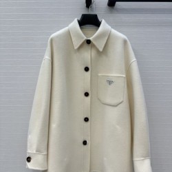 PRADA プラダ コート 2025秋冬新作 秋冬らしさを演出する洗練コート