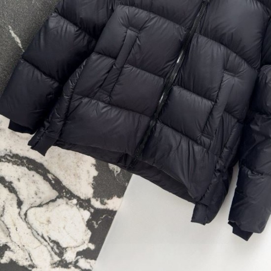 FENDI フェンデイ ダウンジャケット 2025秋冬新作 雑誌掲載多数の注目ブランド