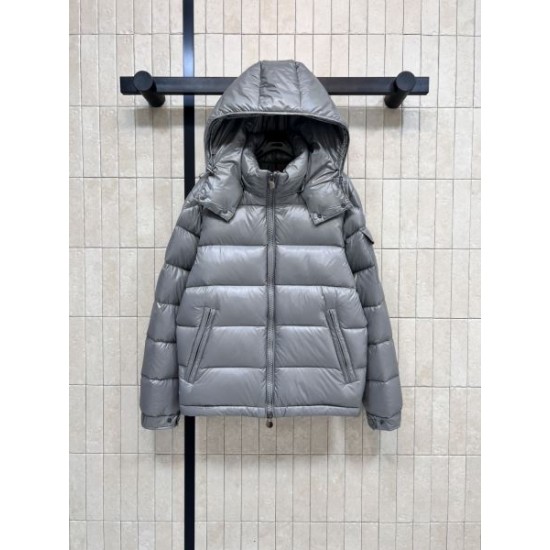 MONCLER モンクレール ダウンジャケット 2025秋冬新作 セレブや芸能人愛用の人気モデル