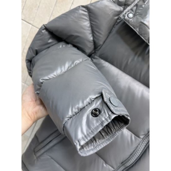 MONCLER モンクレール ダウンジャケット 2025秋冬新作 セレブや芸能人愛用の人気モデル