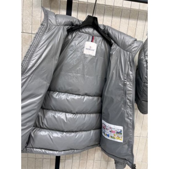 MONCLER モンクレール ダウンジャケット 2025秋冬新作 セレブや芸能人愛用の人気モデル
