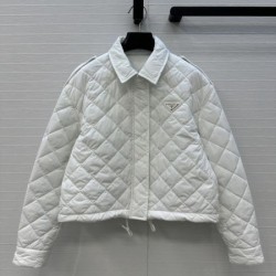 PRADA プラダ 綿入れ 2025秋冬新作 最新シーズン注目のブランドアイテム