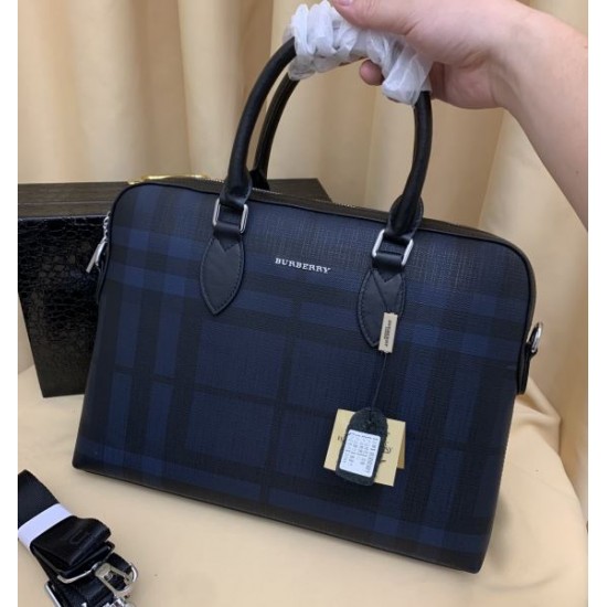 2025FW ブリーフケース BURBERRY バーバリー 高級感あふれるビジネスバッグ 通勤通学に最適
