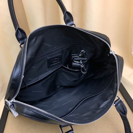 2025FW ブリーフケース BURBERRY バーバリー 高級感あふれるビジネスバッグ 通勤通学に最適