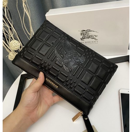 2025FW クラッチバッグ BURBERRY バーバリー 希少限定 入手困難なラグジュアリーバッグ