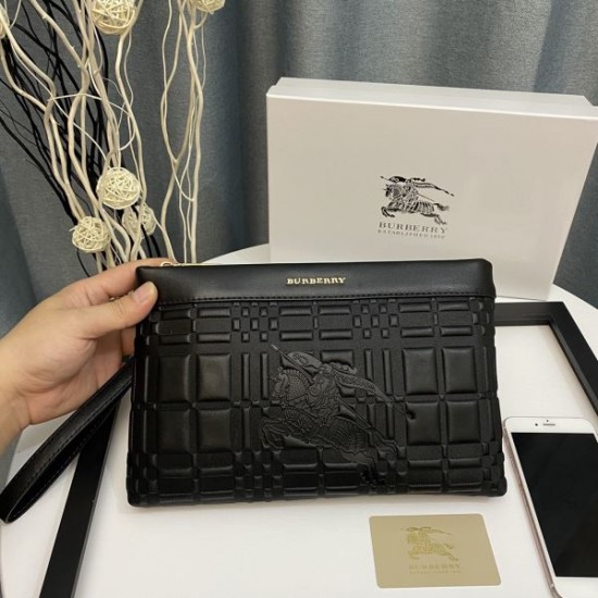 2025FW クラッチバッグ BURBERRY バーバリー 希少限定 入手困難なラグジュアリーバッグ