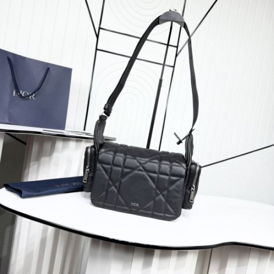 2025FW ショルダーバッグ DIOR ディオール 魅力溢れる最新スタイル 大人女子必見