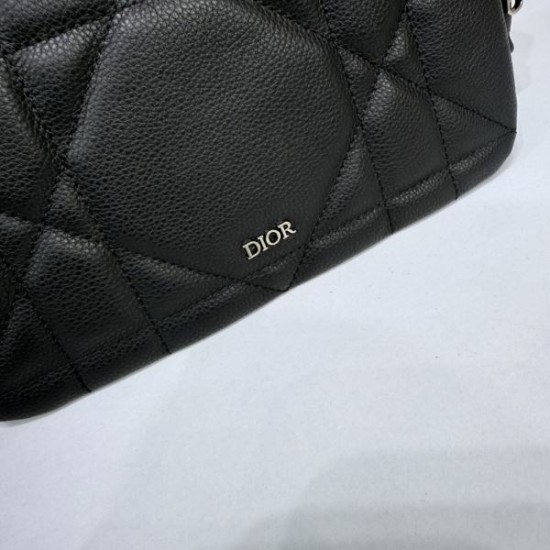 2025FW ショルダーバッグ DIOR ディオール 魅力溢れる最新スタイル 大人女子必見