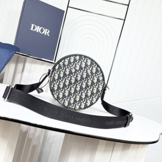 2025FW ショルダーバッグ DIOR ディオール 存在感抜群 毎シーズン話題の定番新作