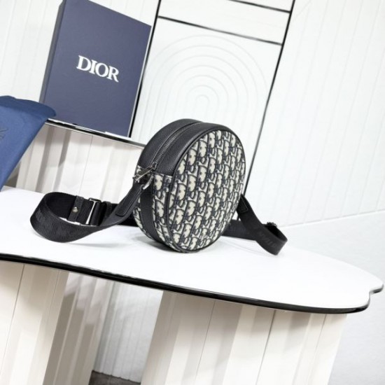 2025FW ショルダーバッグ DIOR ディオール 存在感抜群 毎シーズン話題の定番新作