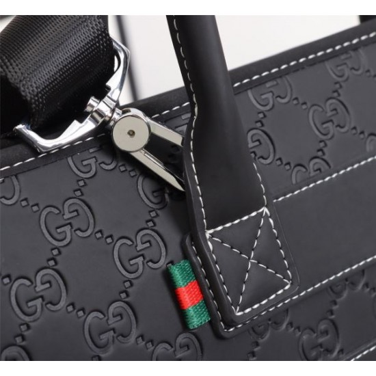2025FW ブリーフケース GUCCI グッチ 上質レザーでオシャレに映える人気ブリーフケース