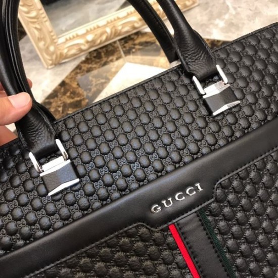 2025FW ブリーフケース GUCCI グッチ 個性派必見 エレガントで存在感あるデザイン