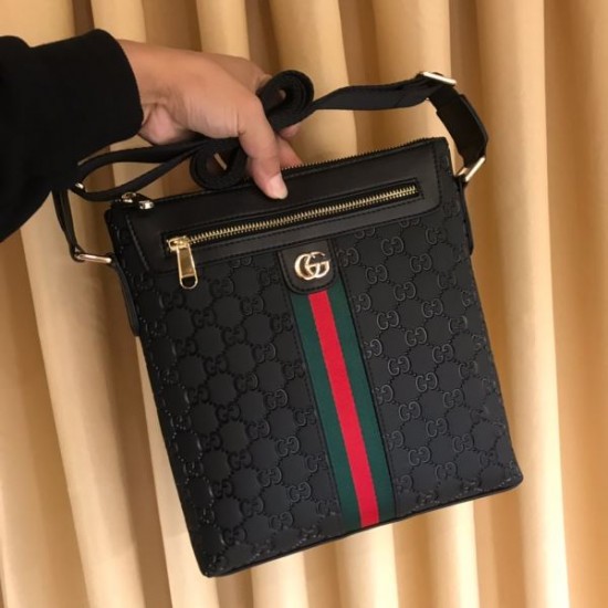 2025FW ショルダーバッグ GUCCI グッチ 秋冬新作 今年のマストアイテム トレンド必須