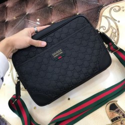 2025FW ショルダーバッグ GUCCI グッチ 限定コレクション 秋冬を彩るラグジュアリーモデル