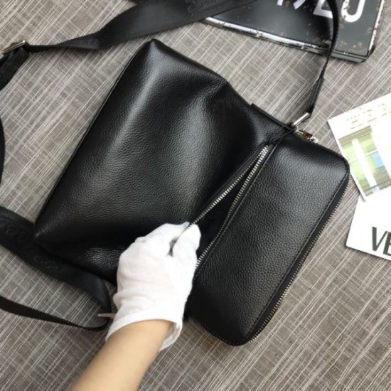 2025FW ショルダーバッグ GUCCI グッチ 今季トレンド先取り 上品で都会的なデザイン