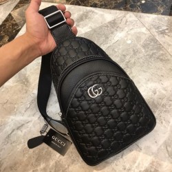 2025FW チェストバッグ GUCCI グッチ 秋の定番アイテム 洗練された上質デザイン