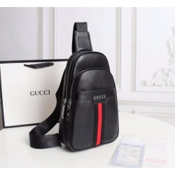 2025FW チェストバッグ GUCCI グッチ 今季トレンド感漂う都会的なファッションバッグ