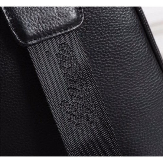 2025FW チェストバッグ GUCCI グッチ 今季トレンド感漂う都会的なファッションバッグ
