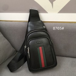 2025FW チェストバッグ GUCCI グッチ 定番人気アイテム 今や大人の必須バッグ