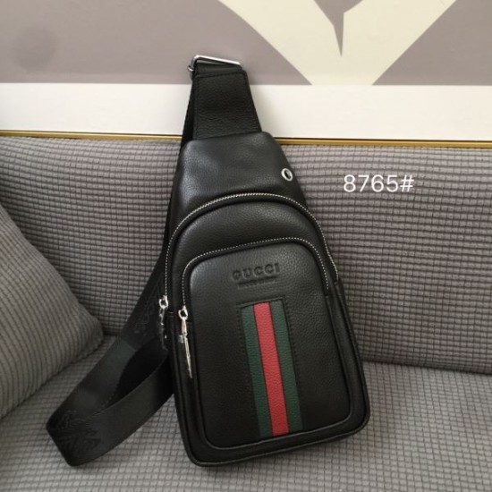 2025FW チェストバッグ GUCCI グッチ 定番人気アイテム 今や大人の必須バッグ