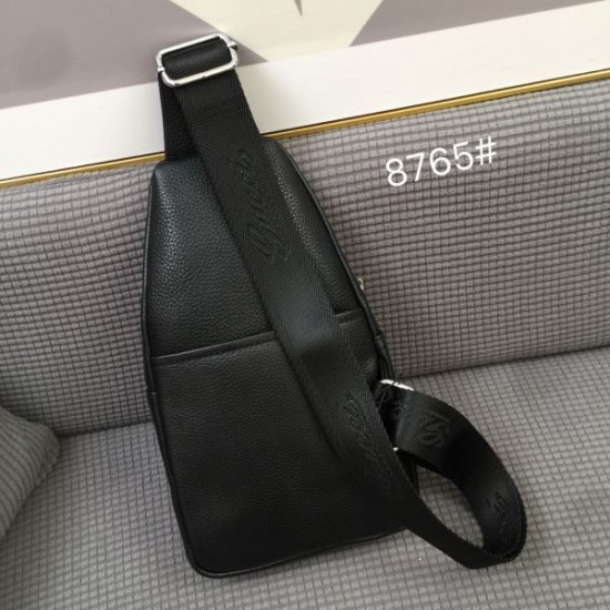 2025FW チェストバッグ GUCCI グッチ 定番人気アイテム 今や大人の必須バッグ