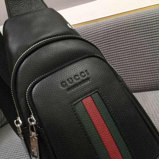 2025FW チェストバッグ GUCCI グッチ 定番人気アイテム 今や大人の必須バッグ