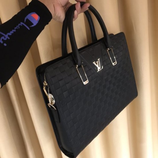 2025FW ブリーフケース LOUIS VUITTON ルイヴィトン 秋冬新作 高級感あふれるセール特価