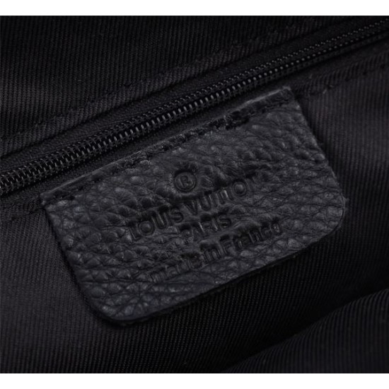2025FW ショルダーバッグ LOUIS VUITTON ルイヴィトン 秋冬マストハブアイテム 高級感抜群