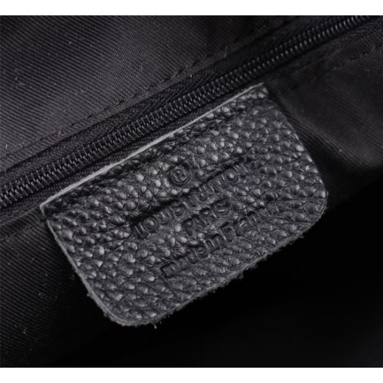 2025FW チェストバッグ LOUIS VUITTON ルイヴィトン 今期新作 美しいシルエットの人気モデル