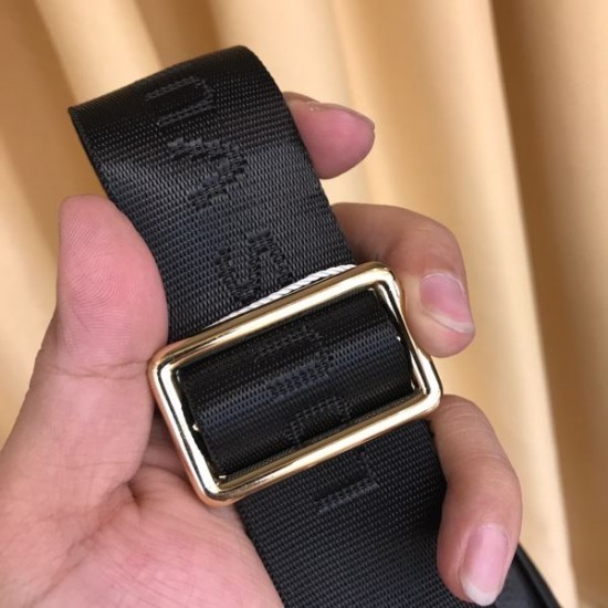 2025FW チェストバッグ LOUIS VUITTON ルイヴィトン 限定新作 人気が続くラグジュアリーアイテム