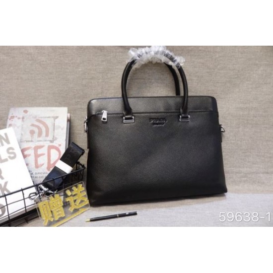 2025FW ブリーフケース PRADA プラダ 存在感抜群 上質レザーの高級ブリーフケース
