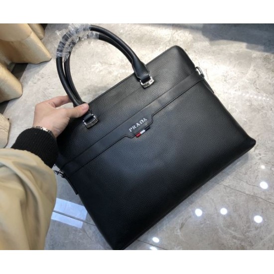 2025FW ブリーフケース PRADA プラダ トレンド感たっぷり 秋冬注目の新作バッグ