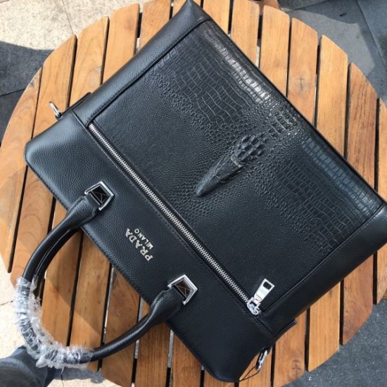 2025FW ブリーフケース PRADA プラダ 秋冬限定セール 高級感あるお買い得アイテム