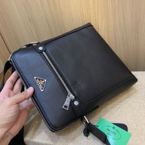 2025FW ショルダーバッグ PRADA プラダ 秋冬に押さえておきたい 最新ラグジュアリーモデル