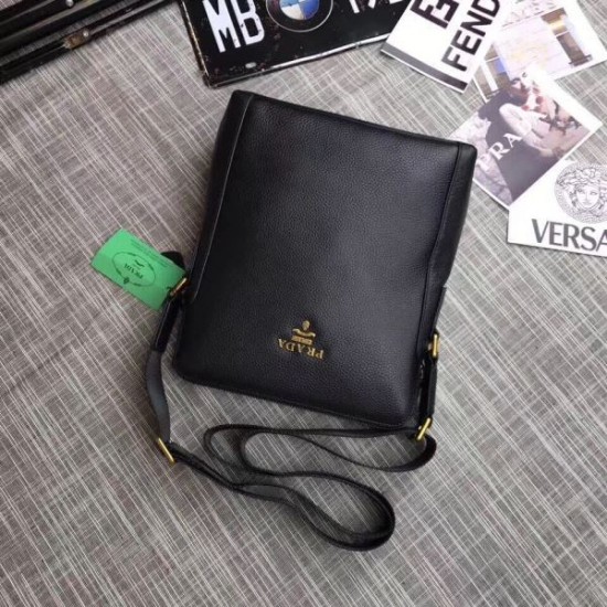 2025FW ショルダーバッグ PRADA プラダ 今季も継続人気 高級感漂うクラシックモデル