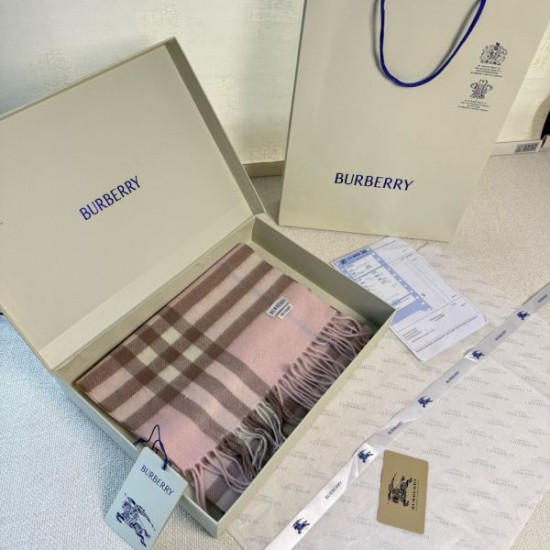 2026年新作 スカーフ BURBERRY バーバリー 今季注目のトレンドスタイル