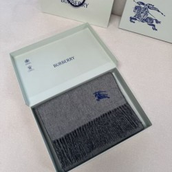 2026年新作 スカーフ BURBERRY バーバリー 大人の色気を引き立てる上質感