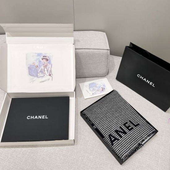 2026年新作 スカーフ CHANEL シャネル ラグジュアリー感溢れる上品スタイル