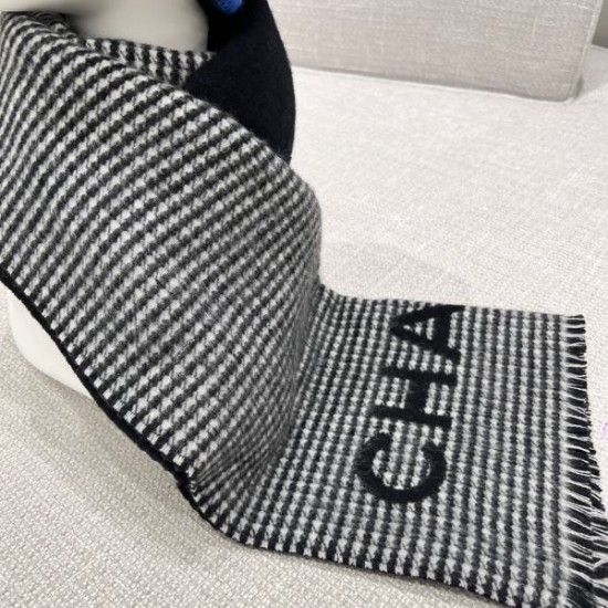 2026年新作 スカーフ CHANEL シャネル ラグジュアリー感溢れる上品スタイル