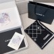 2026年新作 スカーフ CHANEL シャネル 印象的で存在感のあるデザイン