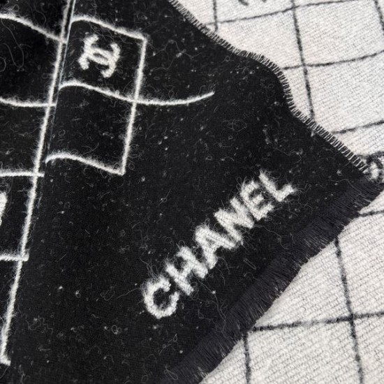 2026年新作 スカーフ CHANEL シャネル 印象的で存在感のあるデザイン
