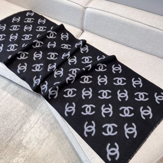 2026年新作 スカーフ CHANEL シャネル 心を惹きつけるエレガントな佇まい