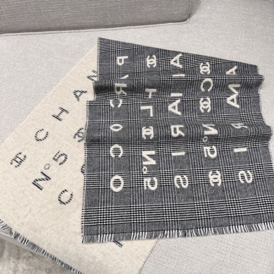 2026年新作 スカーフ CHANEL シャネル ヴィンテージ感漂うクラシックデザイン